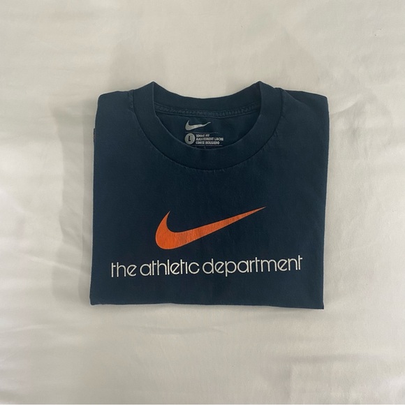 Navy Nike Cropped Tee - Picture 2 of 4